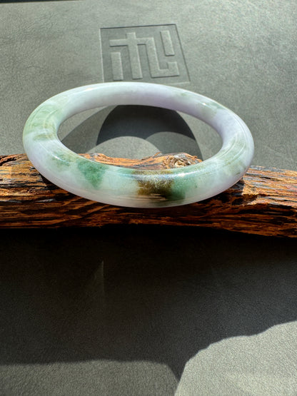#0427 Lavender Green Yellow Round Jade Bangle Size 53.8 (fits up to 55)