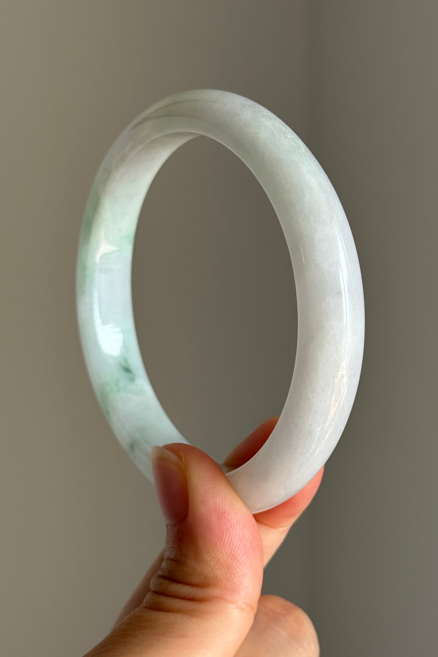 #0394 Green Flower White Jade Bangle Size 58