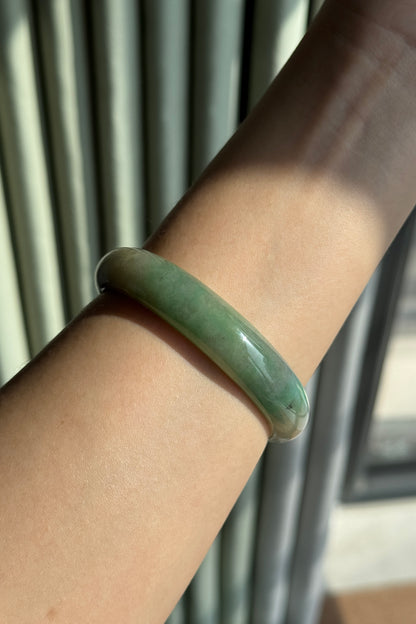 #0373 Icy Sun Green Yellow Ink Oval Jade Bangle Size 52