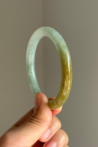 #0360 Icy Golden Yellow Lotus Green Jade Bangle Size 55.8 (fits up to 57.8)