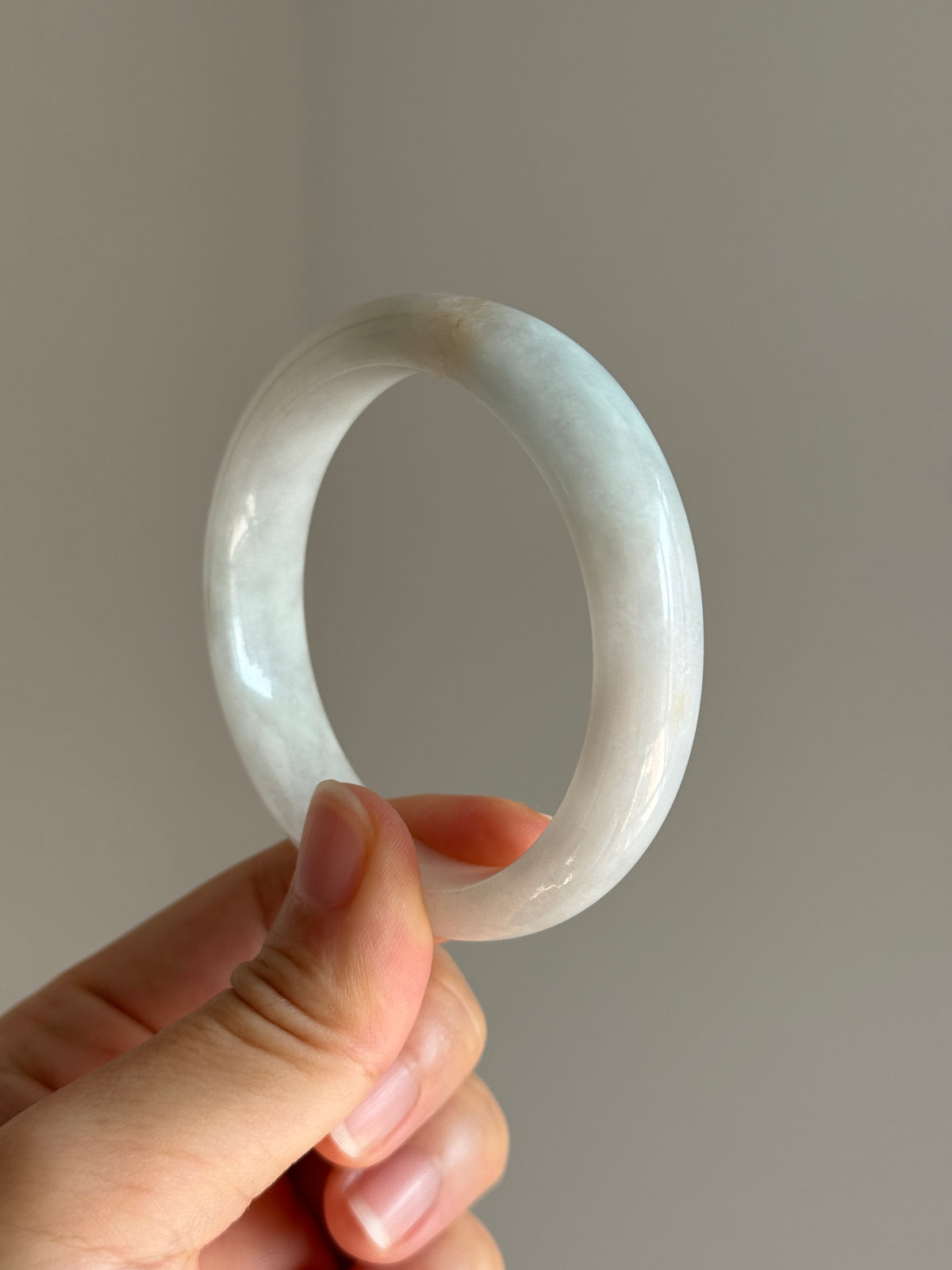 #0435 White Light Green Jade Bangle Size 53