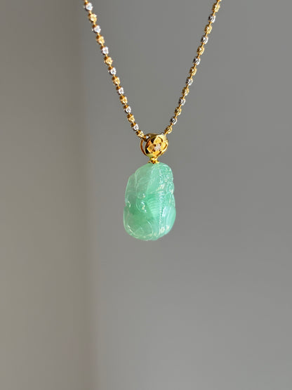 #P0546 "Pixiu" Icy Vivid Green Jadeite Jade 18K Yellow Gold Pendant