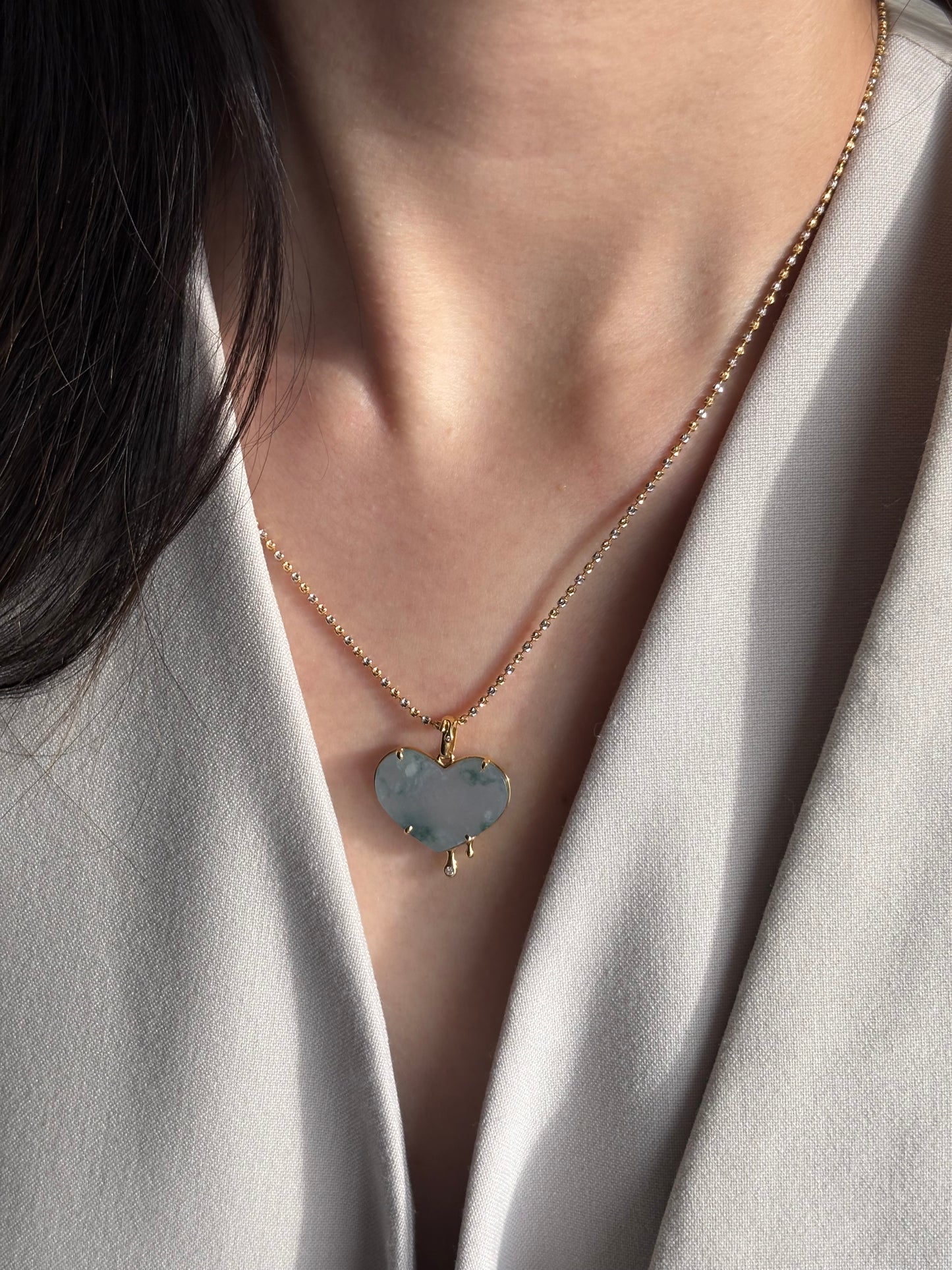 #0470 "Melting Heart" Icy Lavender Green Flower Jadeite Jade 18K Yellow Gold Pendant