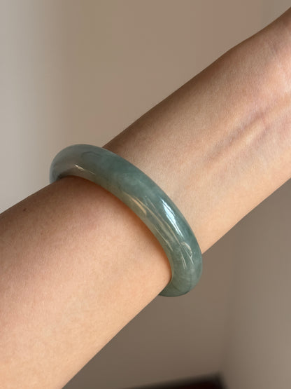 #0440 Icy Bluish Green Blue Water Jade Bangle Size 52.2