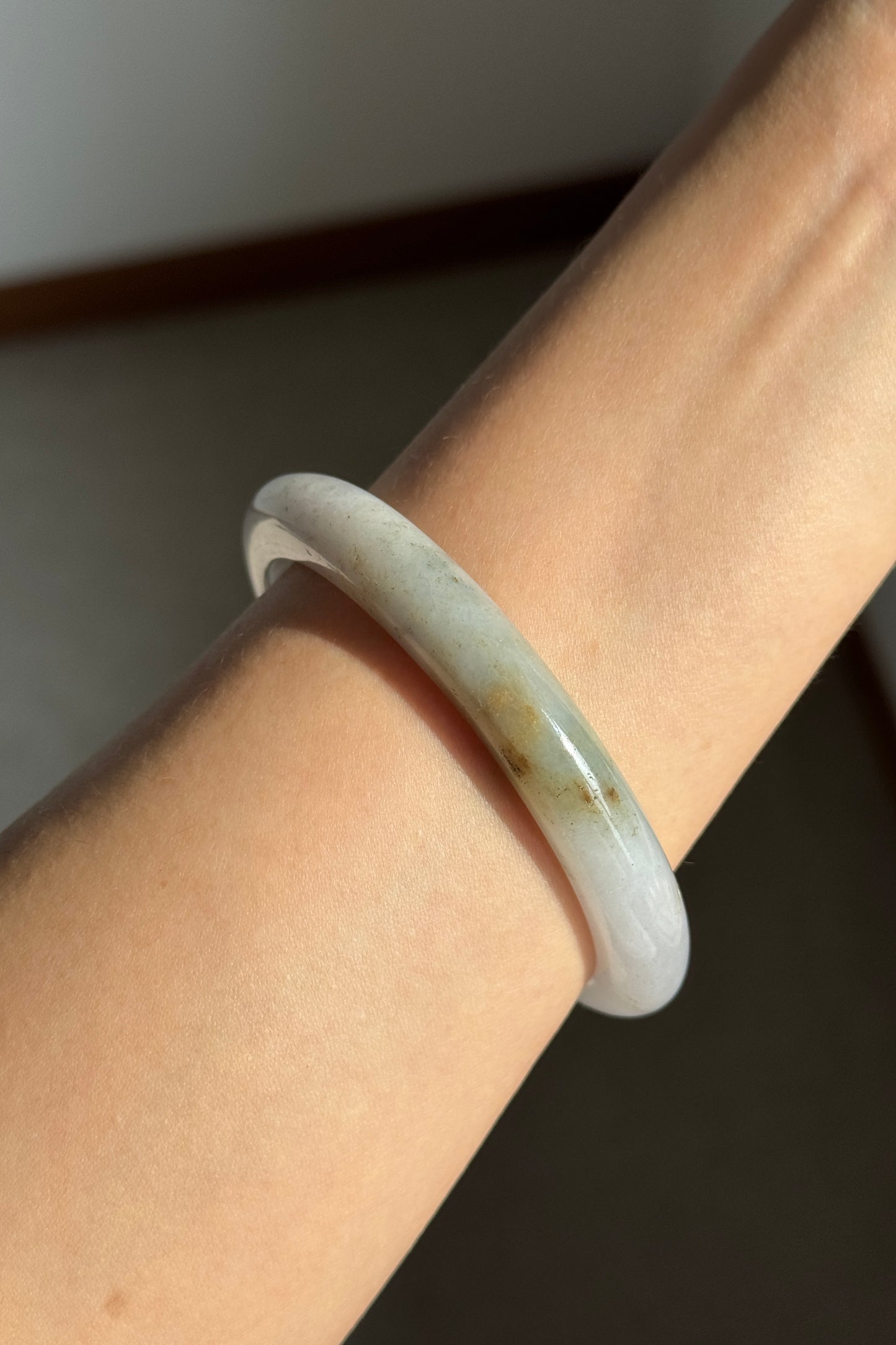 #0380 Icy White Yellow Flower Ink Jade Bangle Size 61