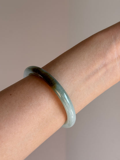 #0431 Icy Green Yellow Round Jade Bangle Size 52 (fits up to 53)
