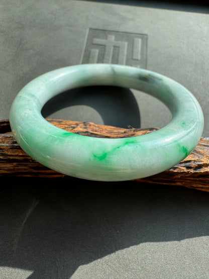 #0387 Bright Sun Green Jade Bangle Size 53.1 (fits up to 54.1)