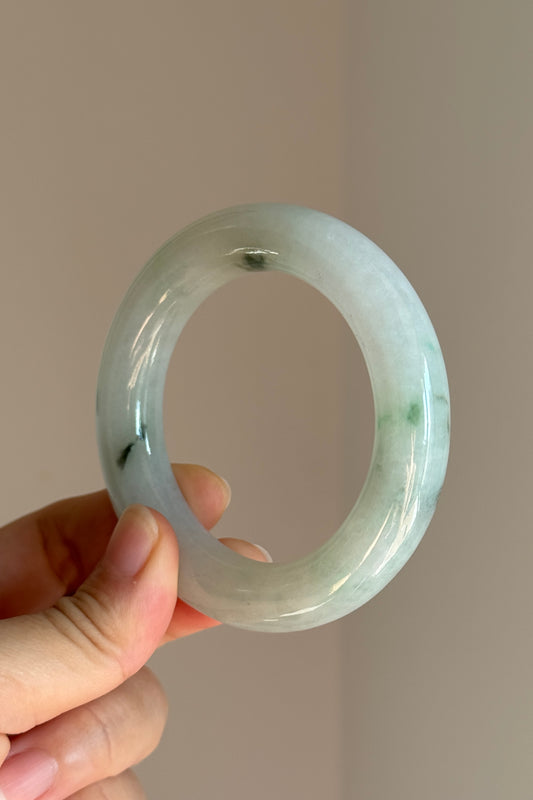 #0429 Icy Light Green Flower Round Jade Bangle Size 50.6 (fits up to 52)