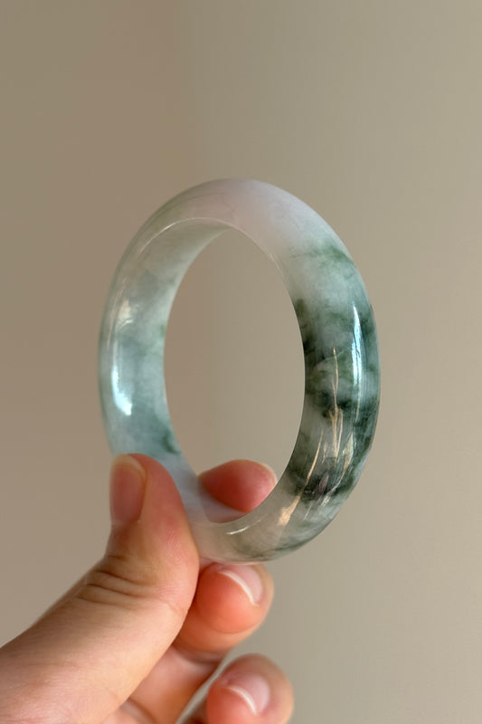 #0434 Icy Green Flower Lavender Jade Bangle Size 50.7