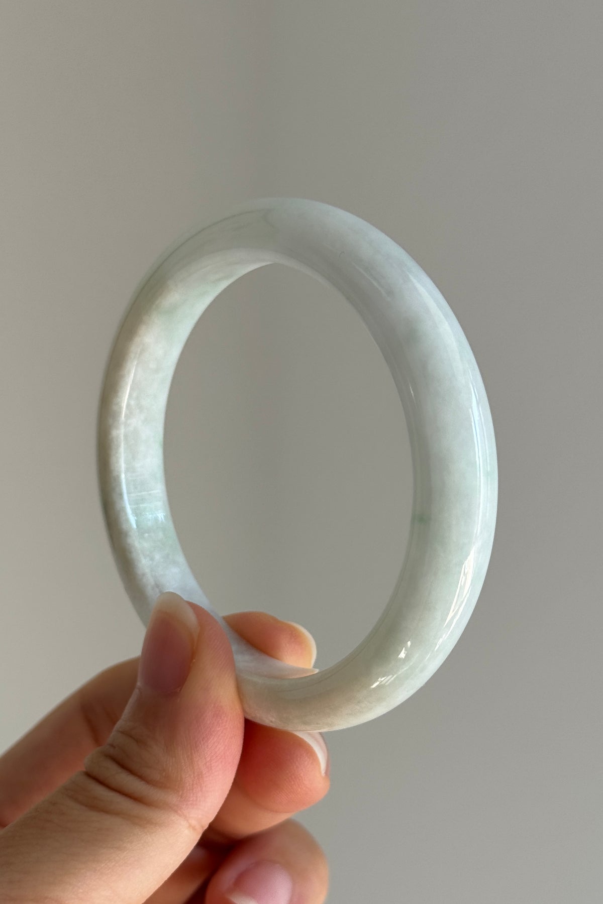 #0449 White Light Green Jade Bangle Size 53.7