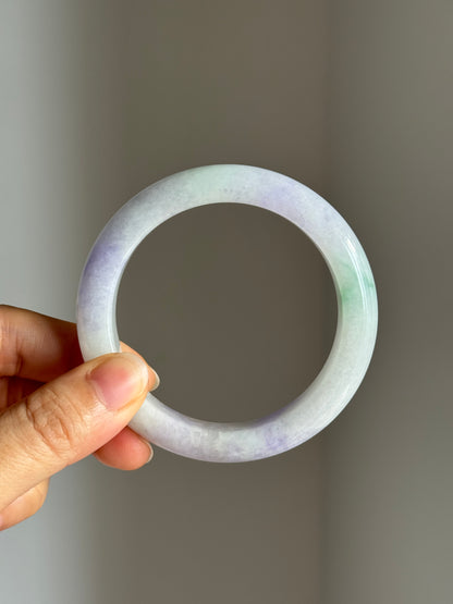 #0448 Icy Lavender Green Jade Bangle Size 55.8