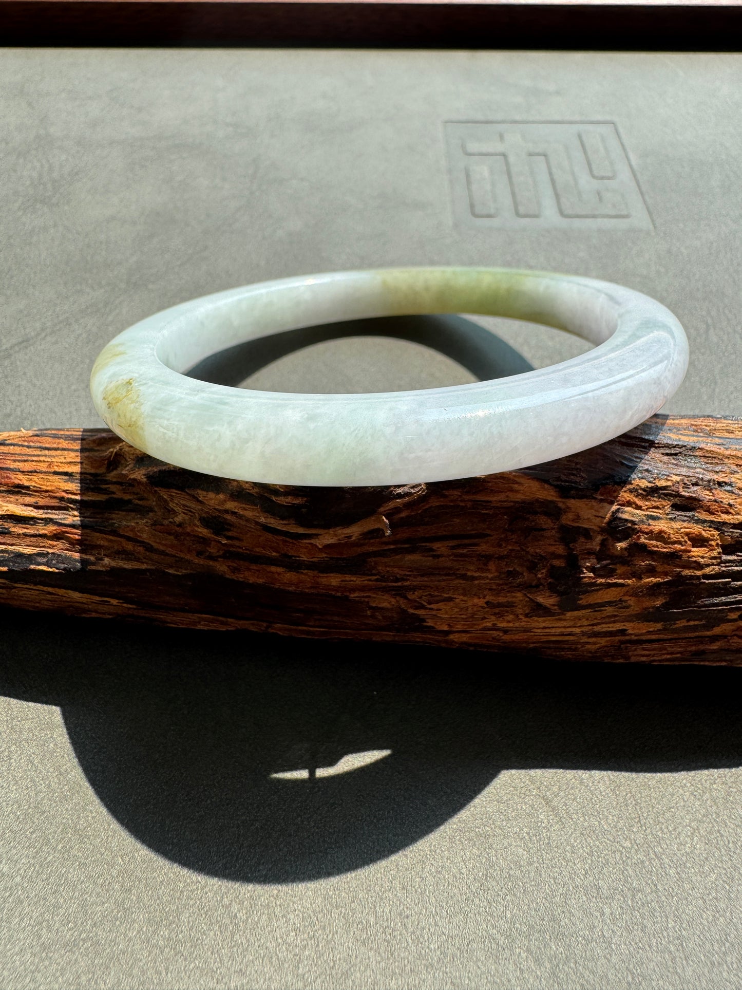 #0400 Icy Olive Green Yellow Light Lavender Jade Bangle Size 56.3