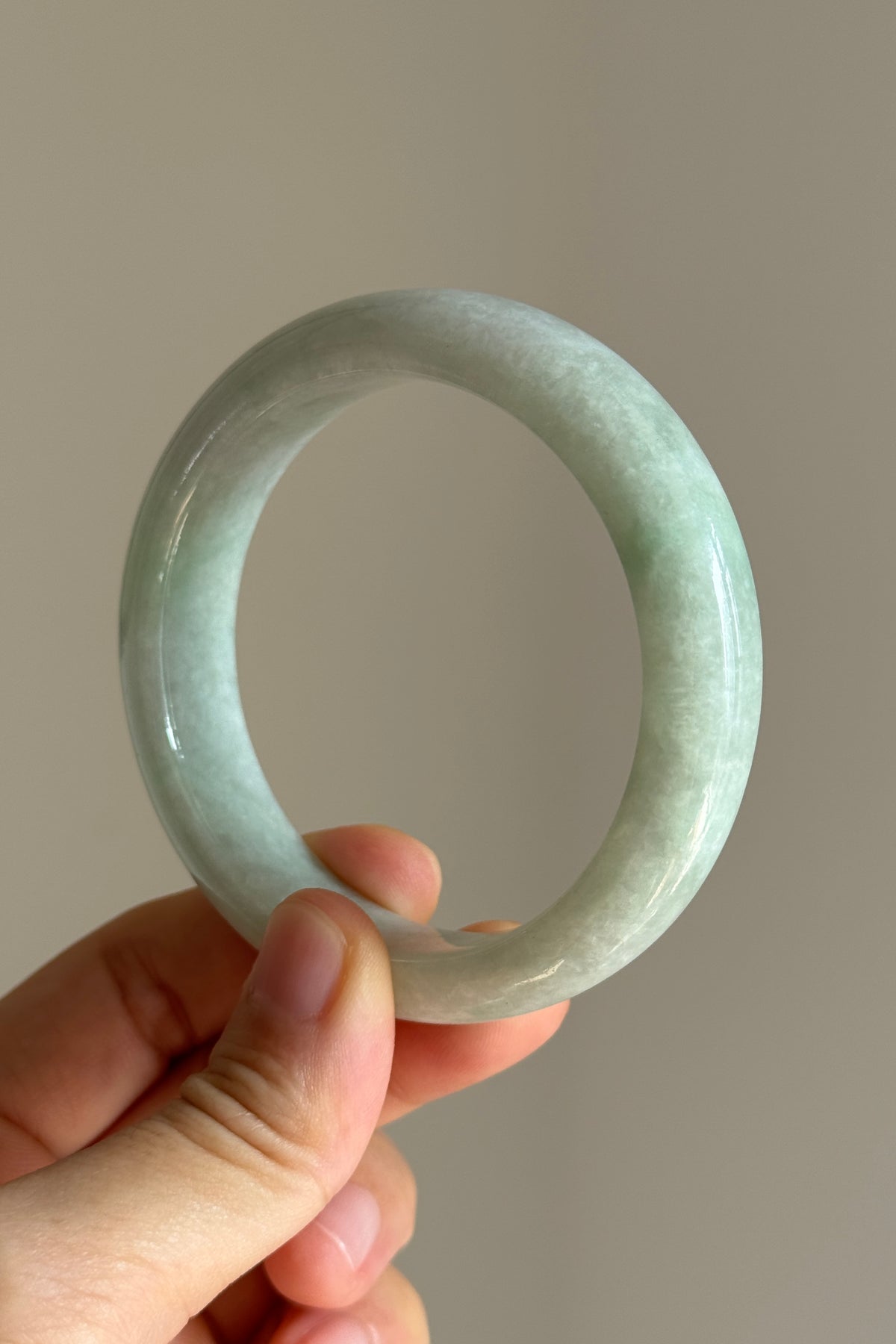 #0454 Light Green Jade Bangle Size 56.4