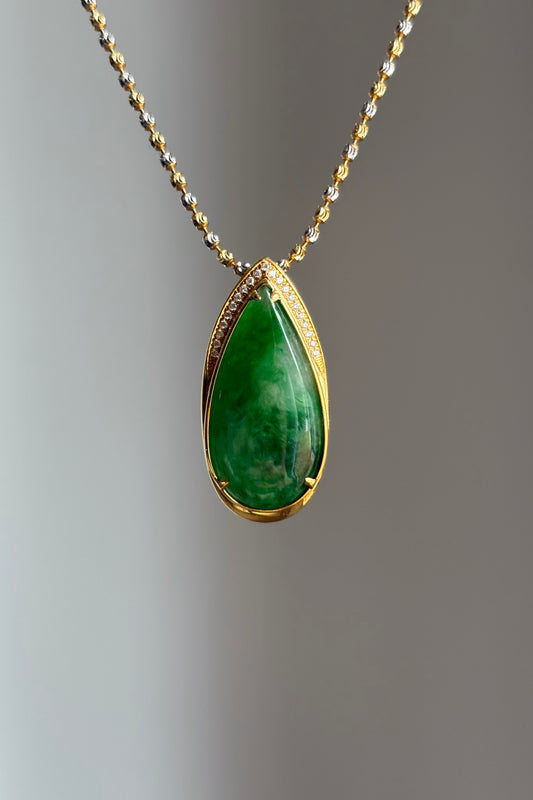 #P0469 "Water Drop" Icy Imperial Green Jadeite Jade 18K Yellow Gold Pendant