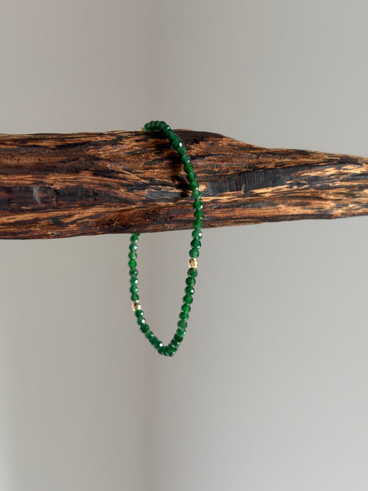 #B0801 Icy Imperial Green Jadeite Jade Diamond-cut Beads 18K Gold Bracelet