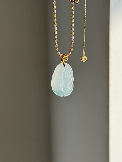 #P0540 "Ruyi / As Your Wish" Icy Blue Lavender Jadeite Jade 18K Yellow Gold Pendant