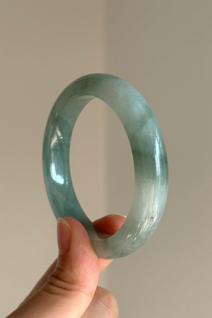#0440 Icy Bluish Green Blue Water Jade Bangle Size 52.2