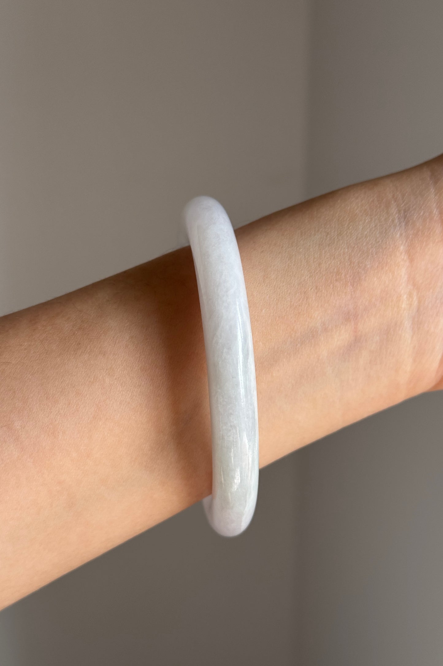 #0357 Icy White Light Lavender and Green Jade Bangle Size 53.8 (fits up to 55.5)