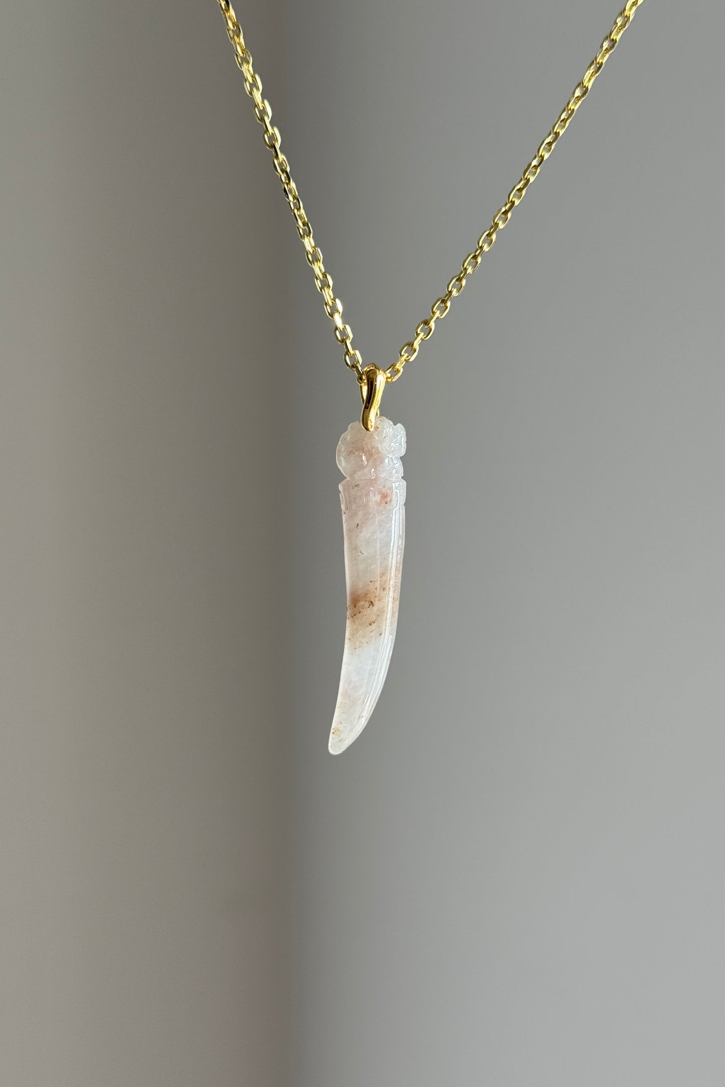 #P0553 "Dragon's Fang" Icy Red Pink Jadeite Jade 18K Yellow Gold Pendant