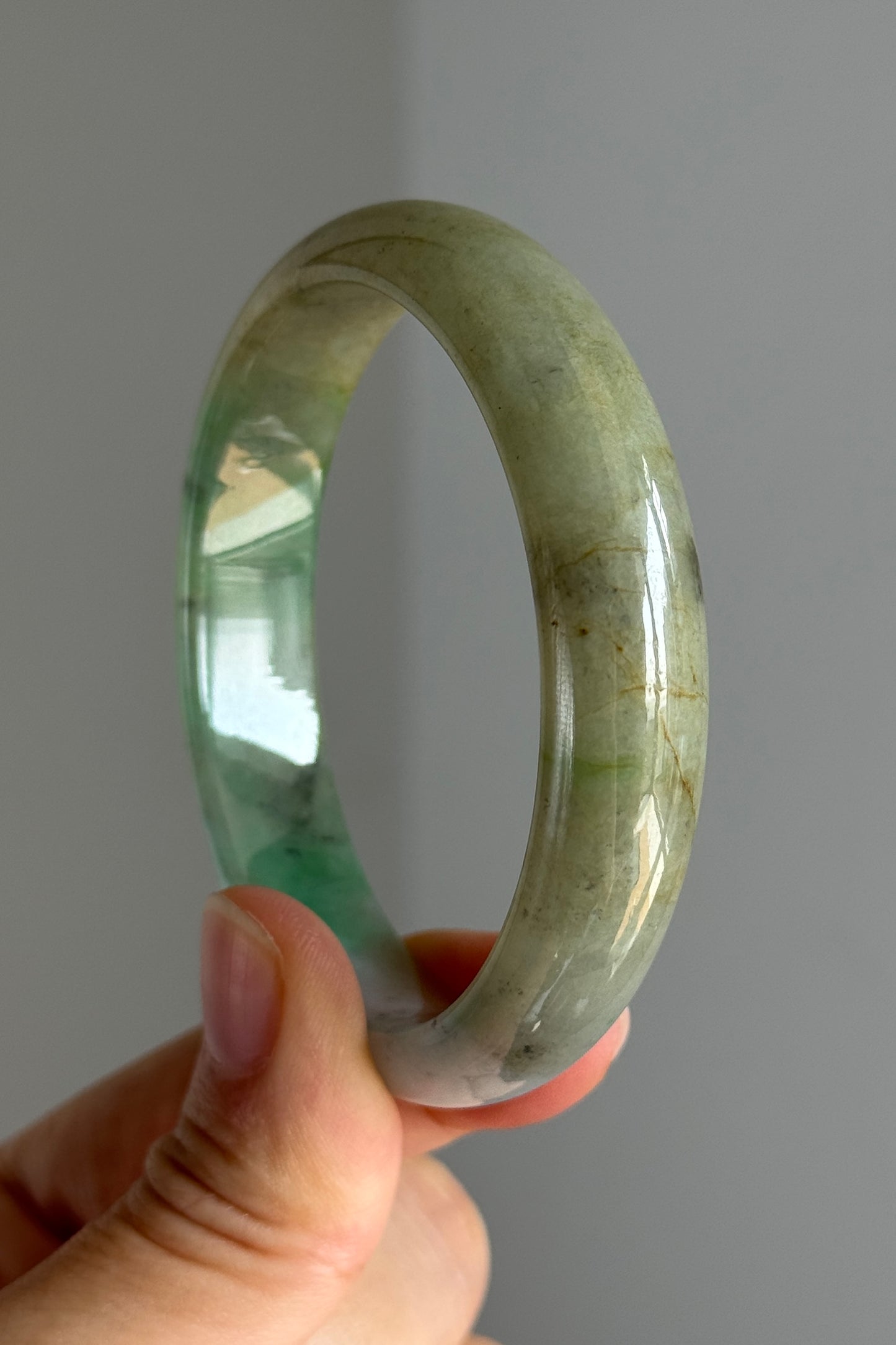 #0373 Icy Sun Green Yellow Ink Oval Jade Bangle Size 52