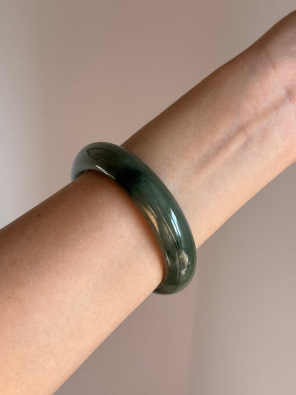 #0430 Icy Blue Water Olive Green Rich Blue Flower Jade Bangle Size 54.5