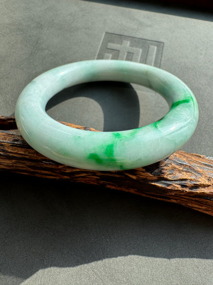 #0387 Bright Sun Green Jade Bangle Size 53.1 (fits up to 54.1)