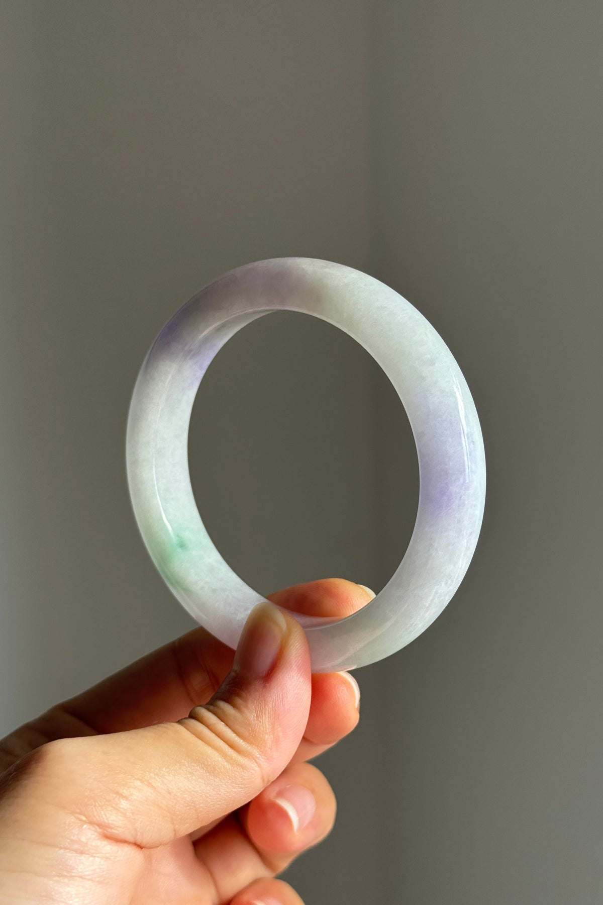 #0448 Icy Lavender Green Jade Bangle Size 55.8