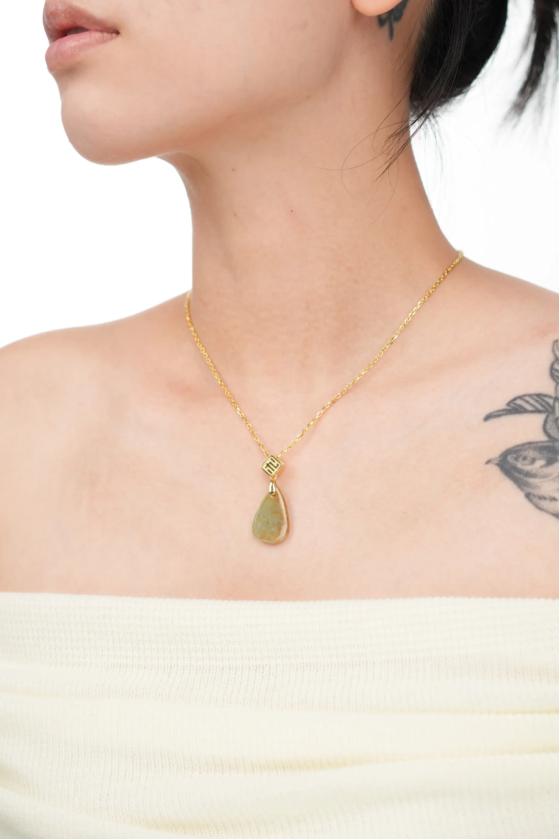 "Water Drop" Yellow Jadeite Jade Pendant Necklace