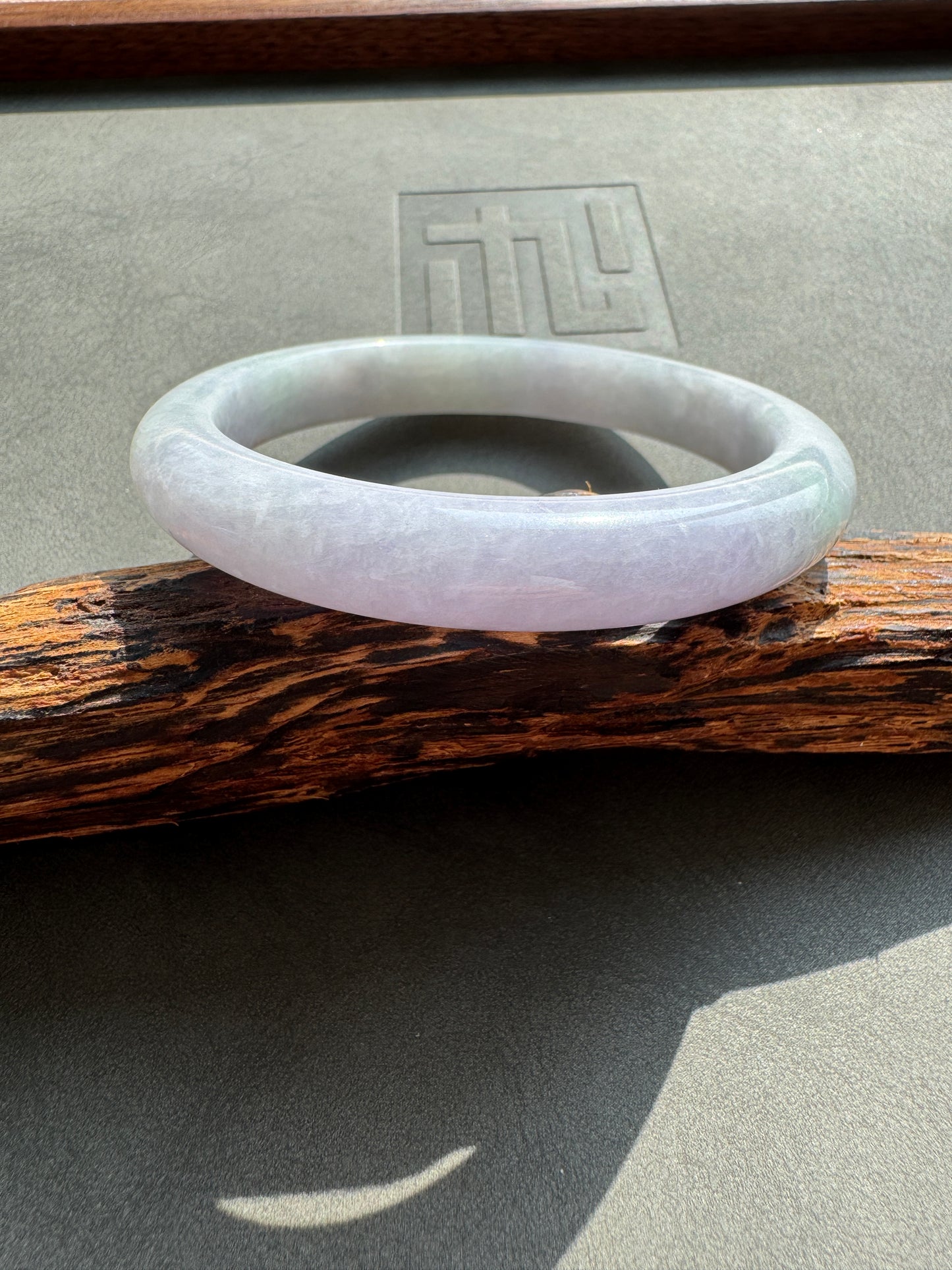 #0358 Lavender Light Green Jade Bangle Size 55.1