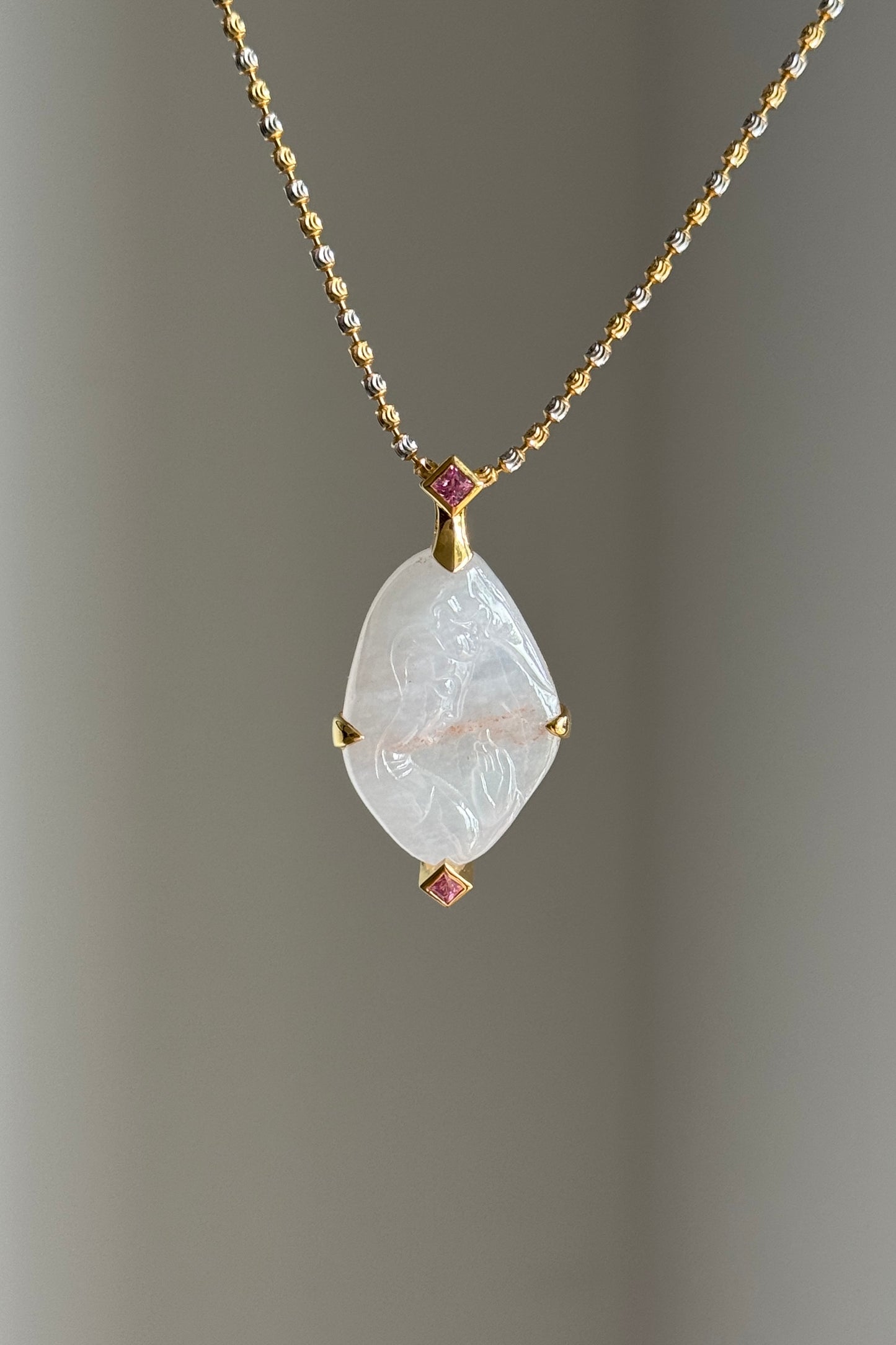 #P0556 "Guan Yin" Icy Light Pink Red White Jadeite Jade 18K Yellow Gold Pendant