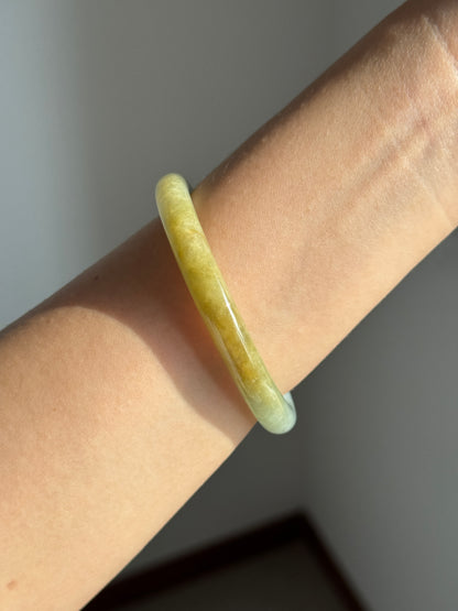 #0360 Icy Golden Yellow Lotus Green Jade Bangle Size 55.8 (fits up to 57.8)