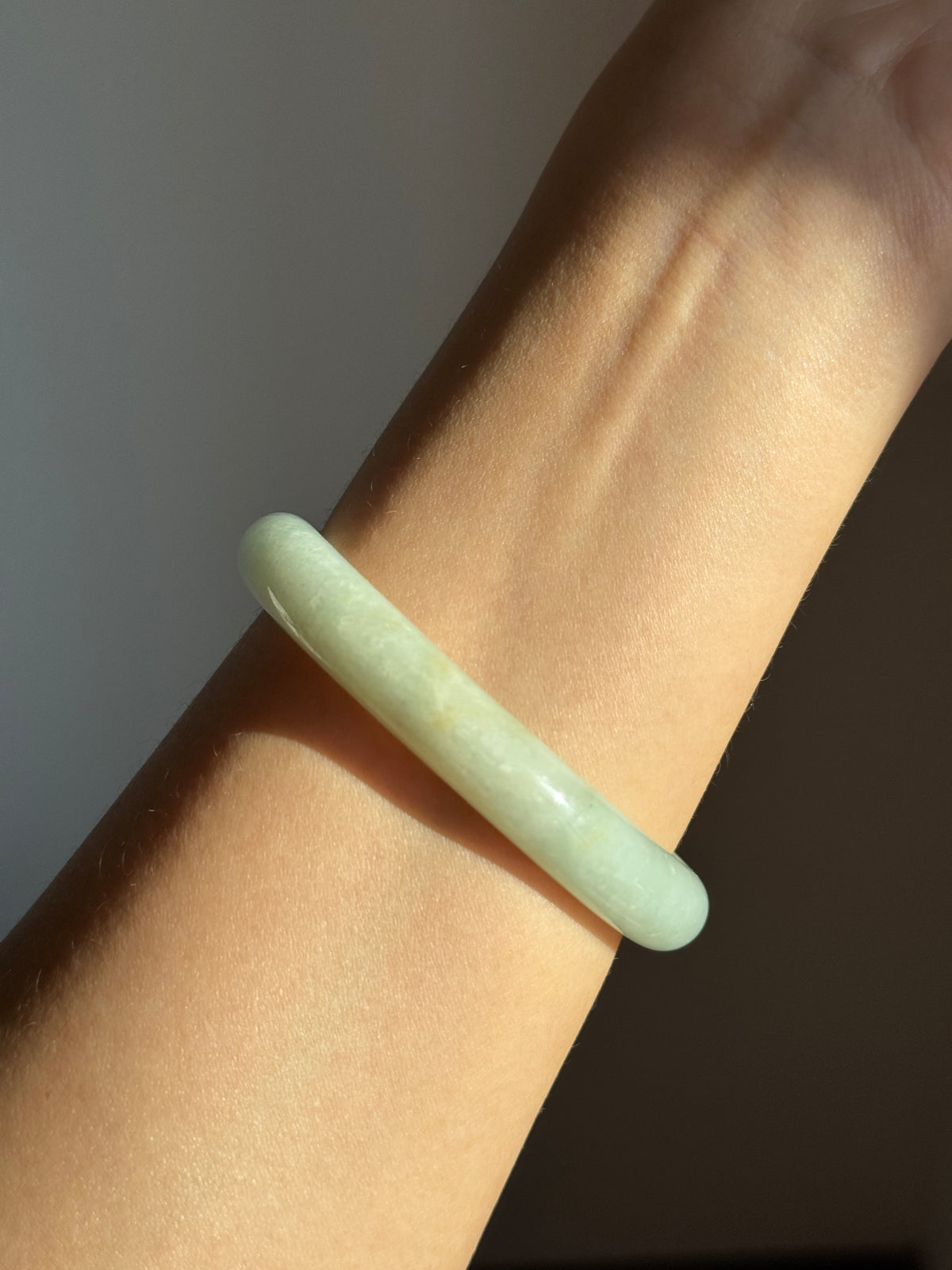 #0426 Lotus Green Oval Jade Bangle Size 51