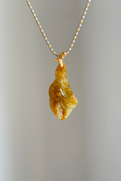 #P0485 "Plum Blossom" Icy Yellow Golden Jadeite Jade 18K Yellow Gold Pendant