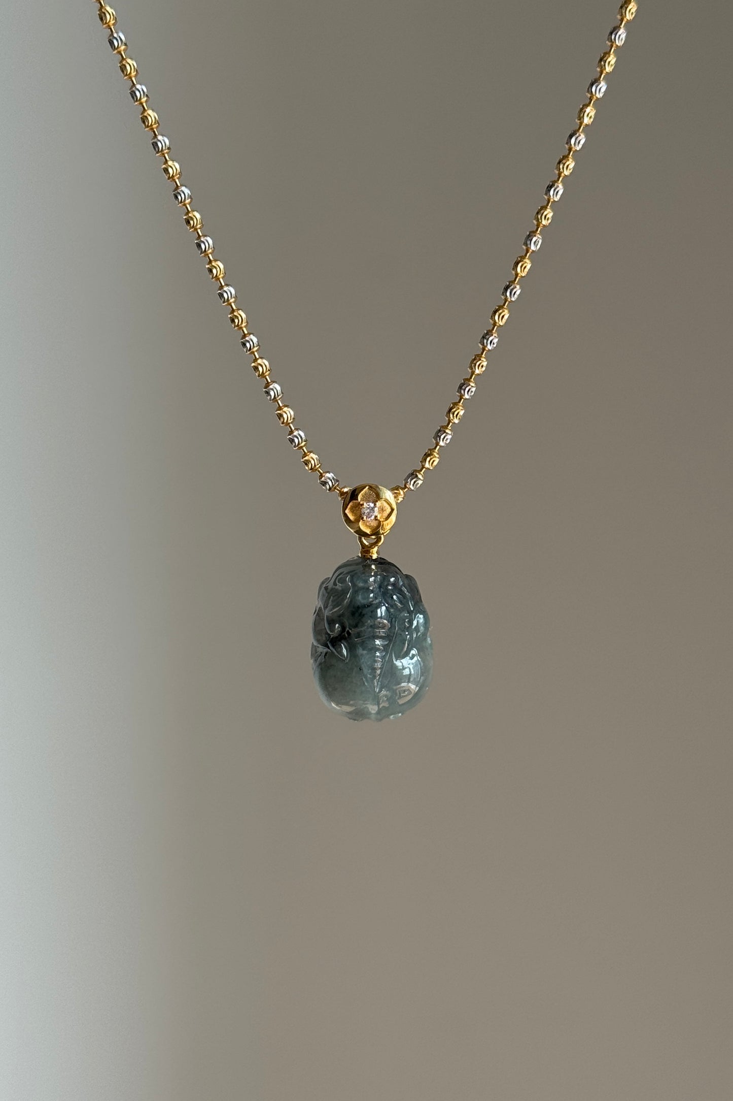 #P0528 "Pixiu" Icy Black & White Ink Wu Ji Jadeite Jade 18K Yellow Gold Pendant