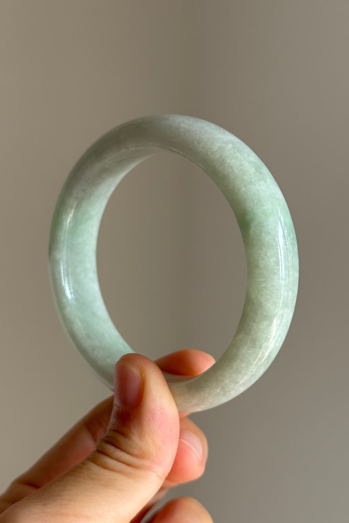 #0454 Light Green Jade Bangle Size 56.4