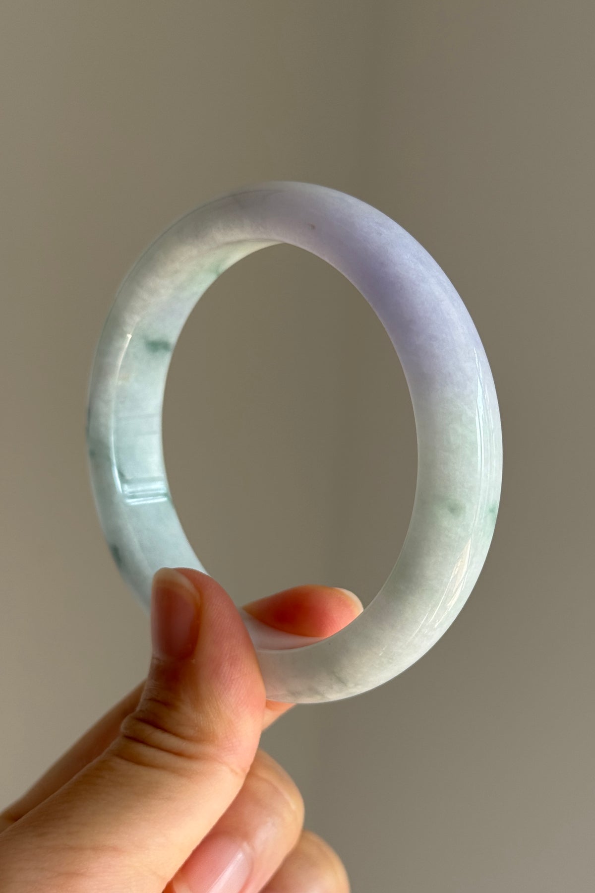 #0437 Icy Lavender Green Flower Jade Bangle Size 57