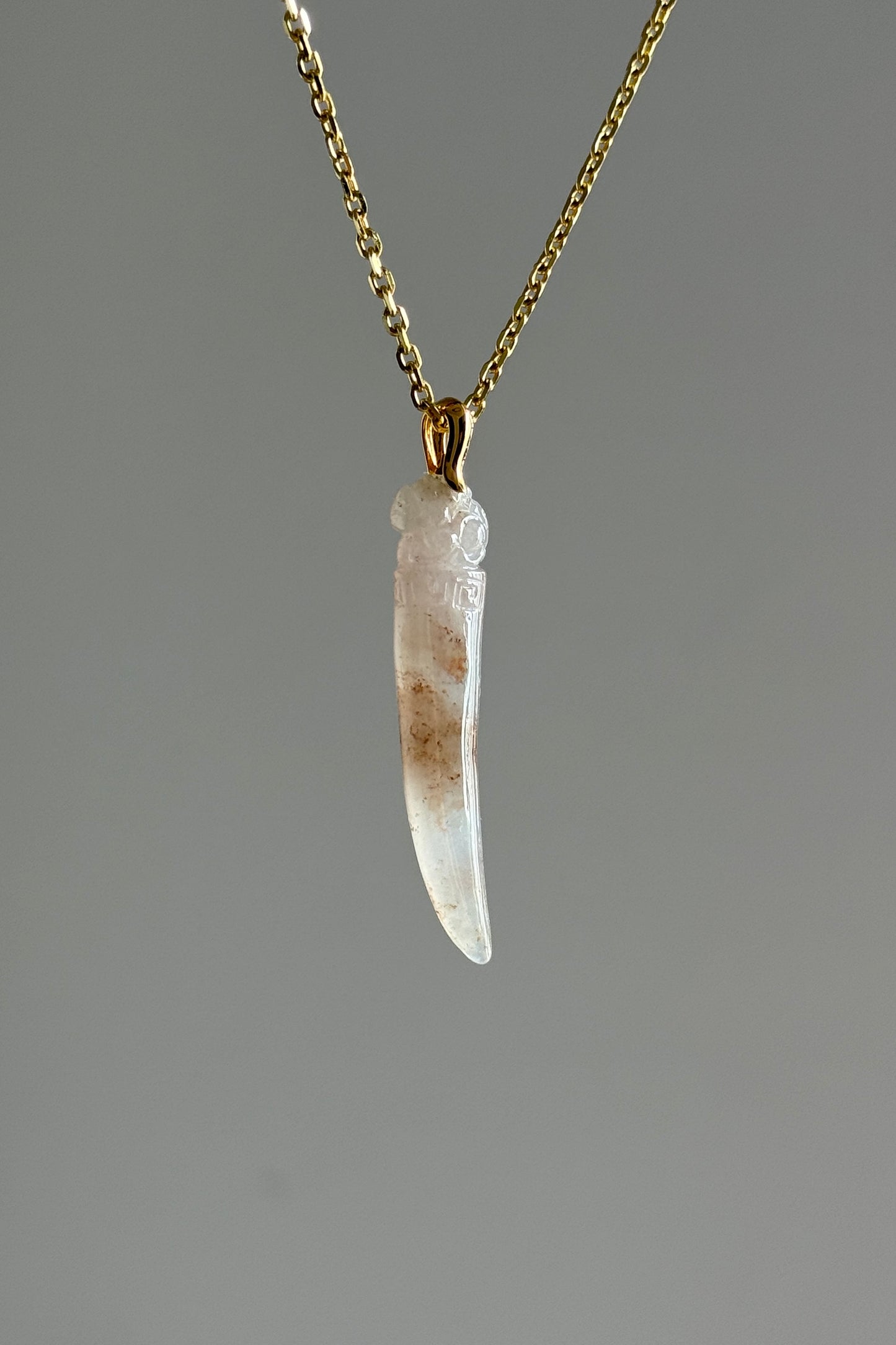 #P0553 "Dragon's Fang" Icy Red Pink Jadeite Jade 18K Yellow Gold Pendant