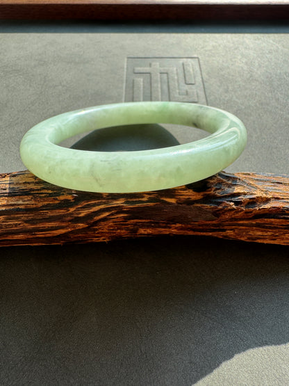 #0441 Icy Green Ink Round Jade Bangle Size 52.6 (fits up to 53.6)