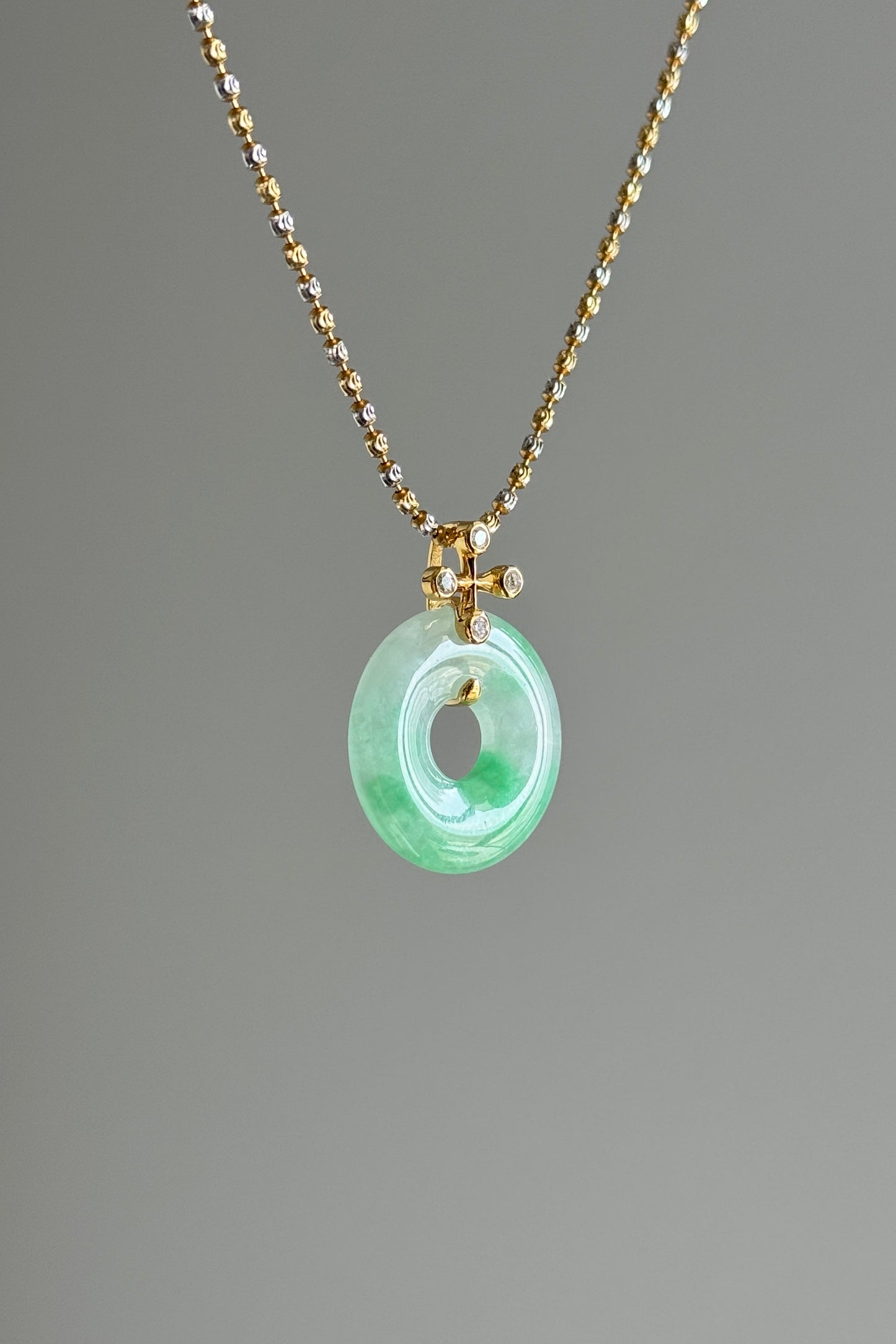 #P0498 "Bi" Icy Bright Sun Green Jadeite Jade Donut 18K Yellow Gold Pendant