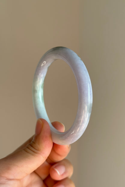 #0427 Lavender Green Yellow Round Jade Bangle Size 53.8 (fits up to 55)