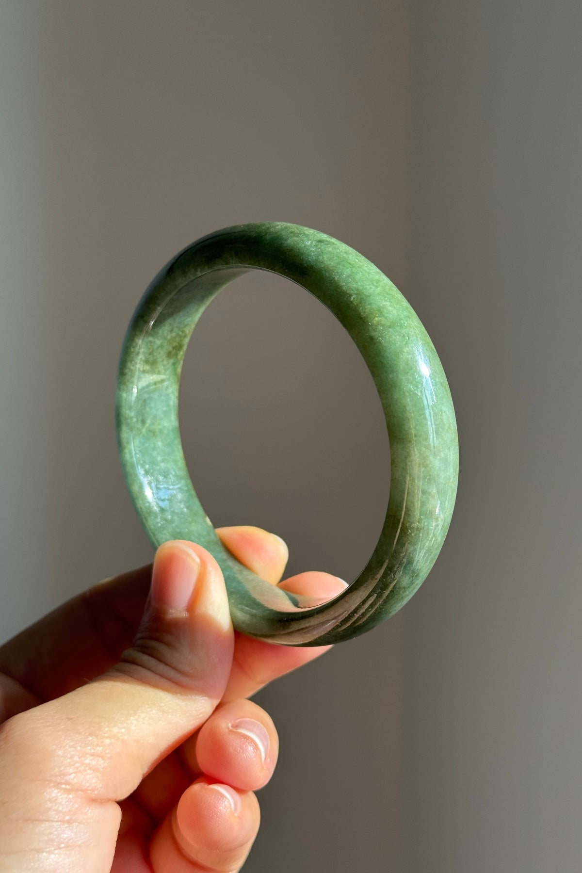 #0425 Olive Green Jade Bangle Size 58.6