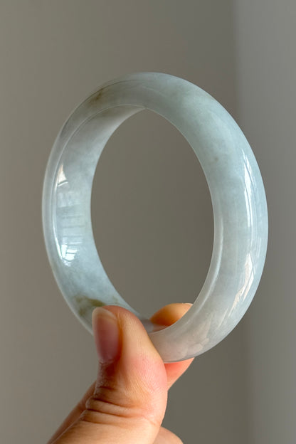 #0386 Icy Blue Lavender Yellow Jade Bangle Size 53.7