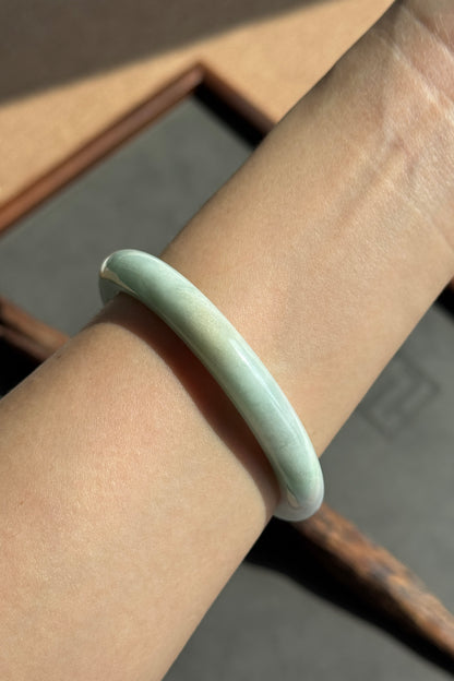 #0371 Lotus Green Yellow Jade Bangle Size 57.2