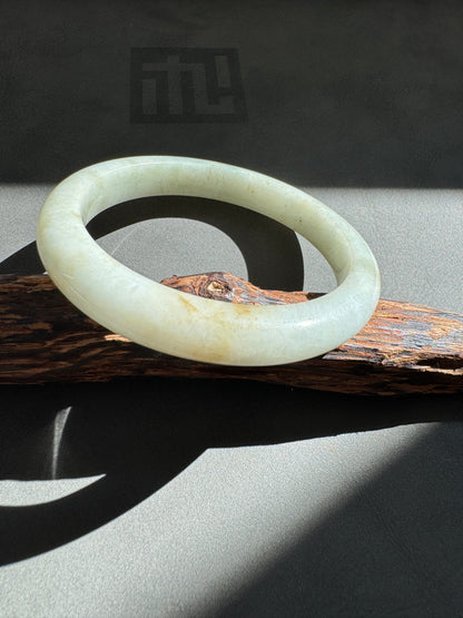 #0283 Light Green Yellow Jade Bangle Size 59.7