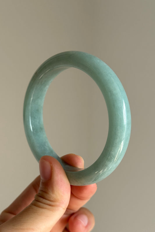 #0453 Icy Bluish Green Jade Bangle Size 55.7