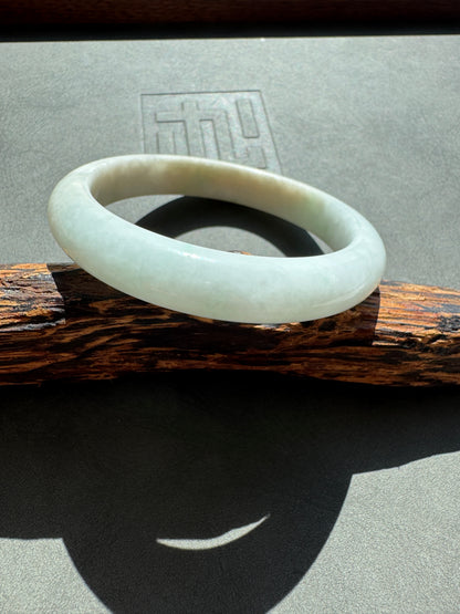 #0449 White Light Green Jade Bangle Size 53.7