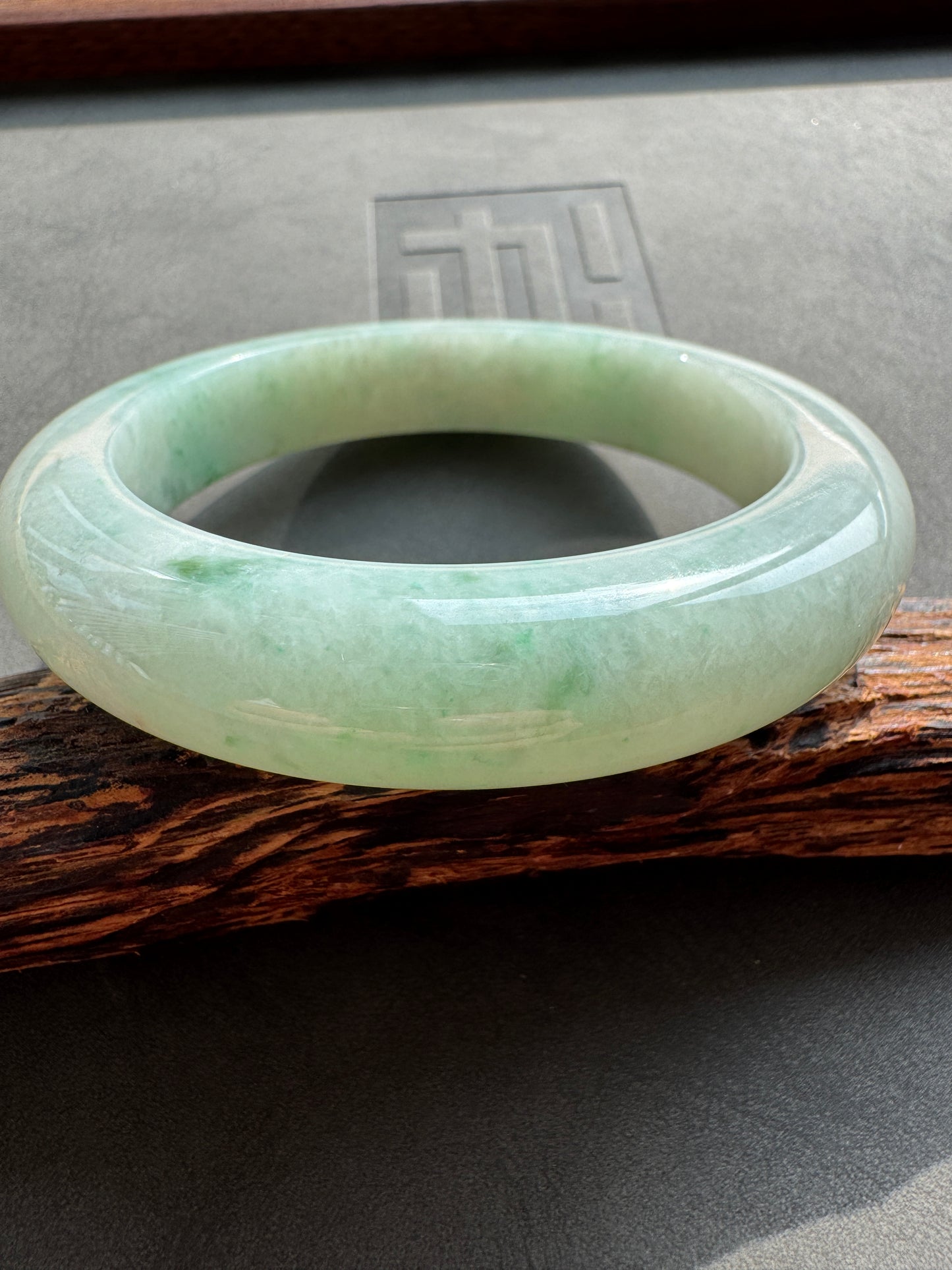#0362 Vivid Green Flower Jade Bangle Size 57.2