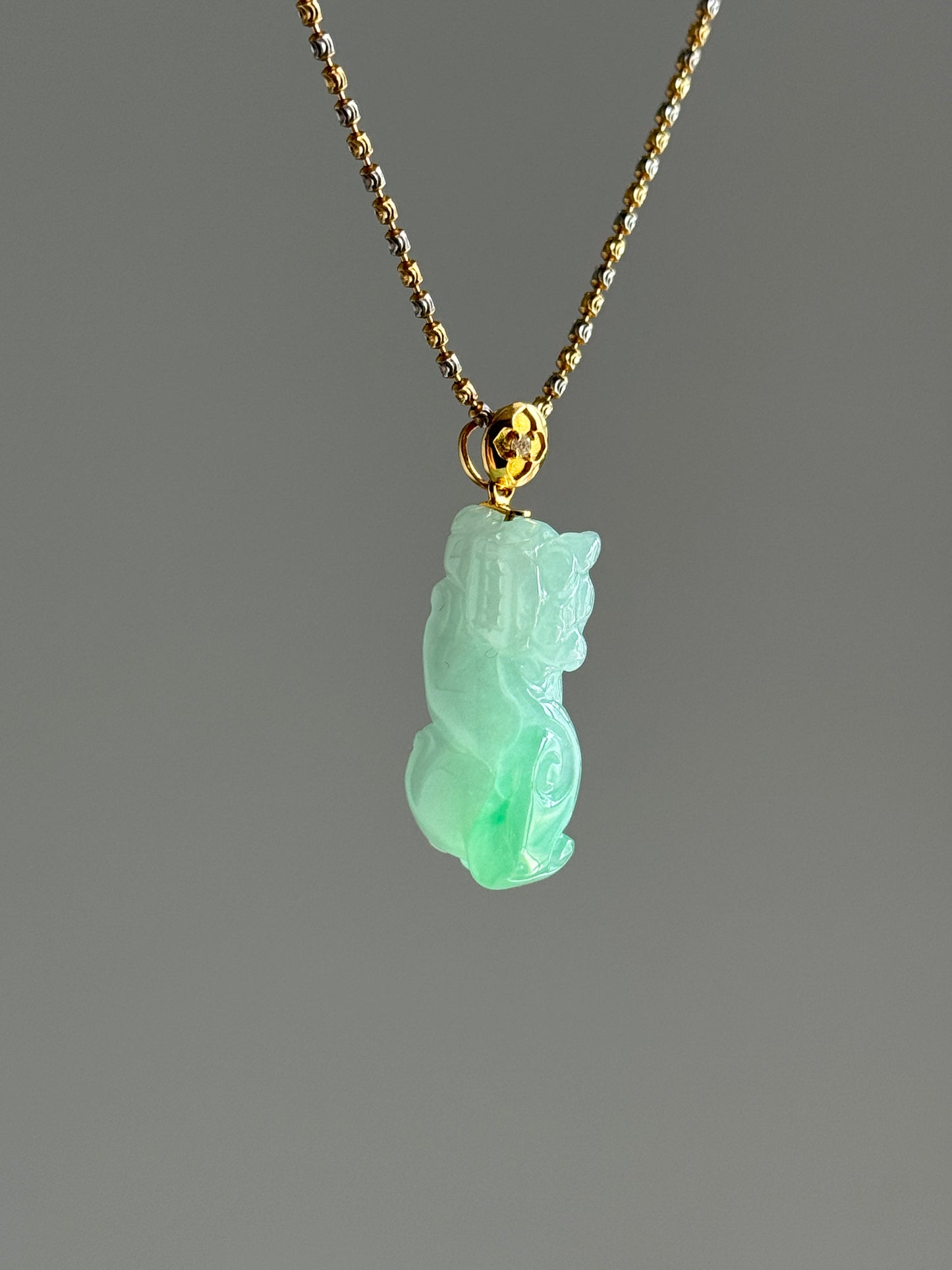 #P0550 "Pixiu" Icy Vivid Sun Green Jadeite Jade 18K Yellow Gold Pendant
