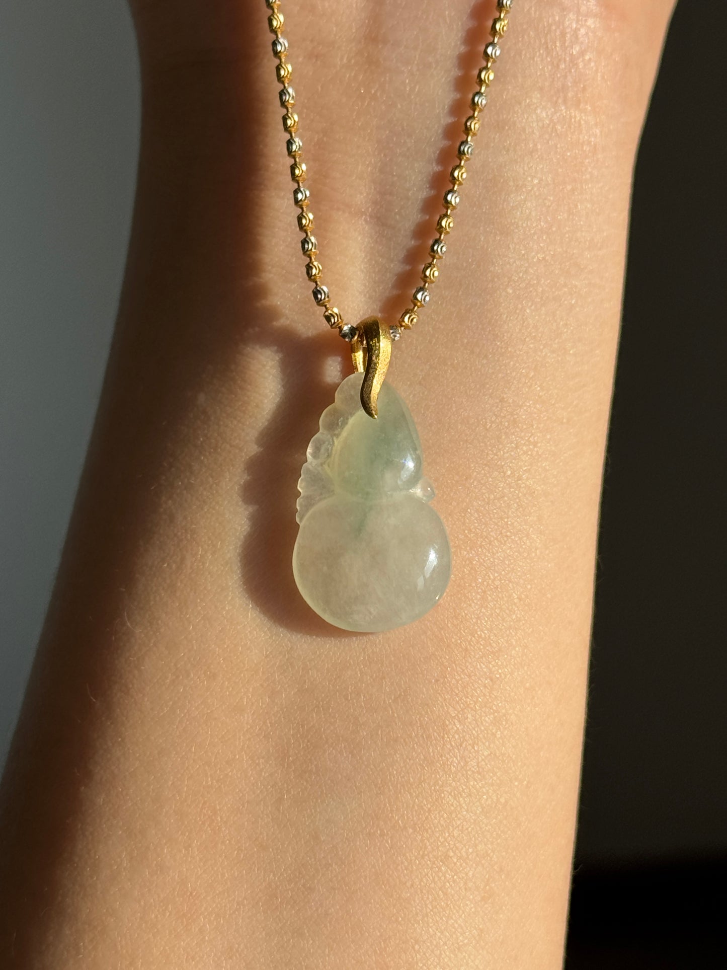 #P0502 "Hulu/Gourd" Icy Green Yellow Flower Jadeite Jade 18K Yellow Gold Pendant