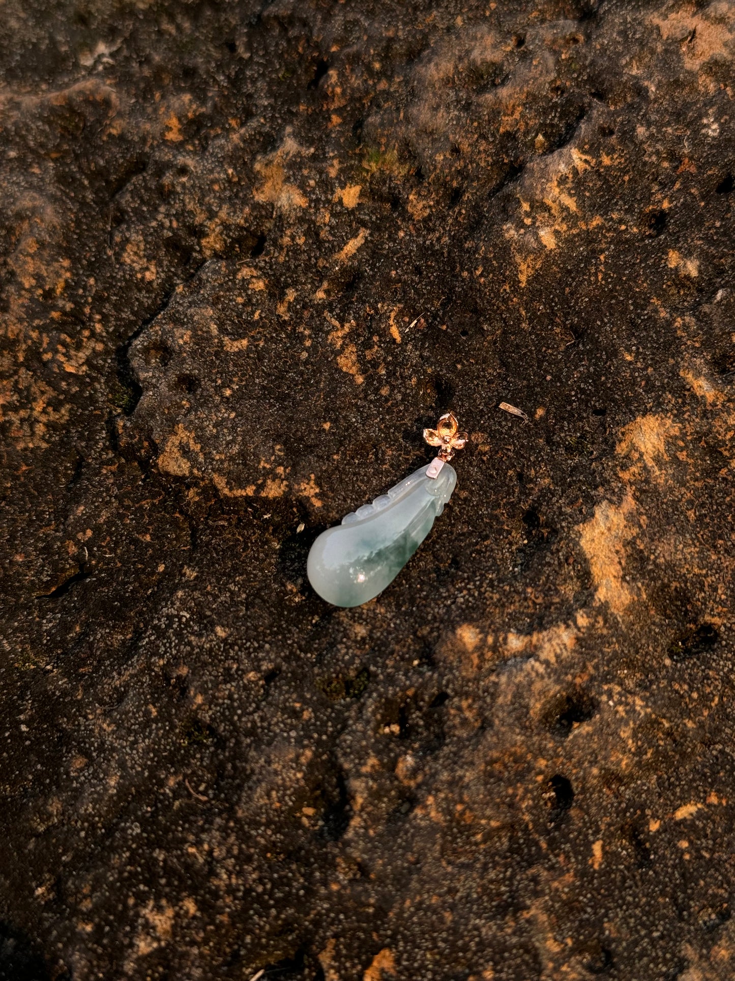 "Fu Melon" Icy Blue Pattern Jadeite Jade 18K Rose Gold Pendant